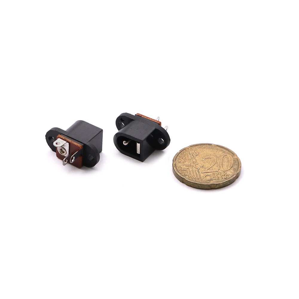 Power DC Socket | 5.5x2.5mm | Oval | Chassis Mount