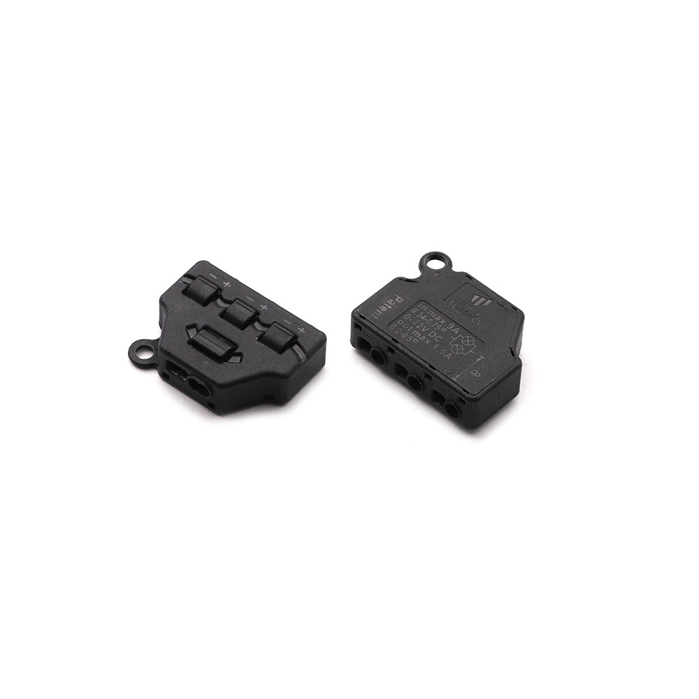 LED Strip Power Connector | 9A | 3-Out